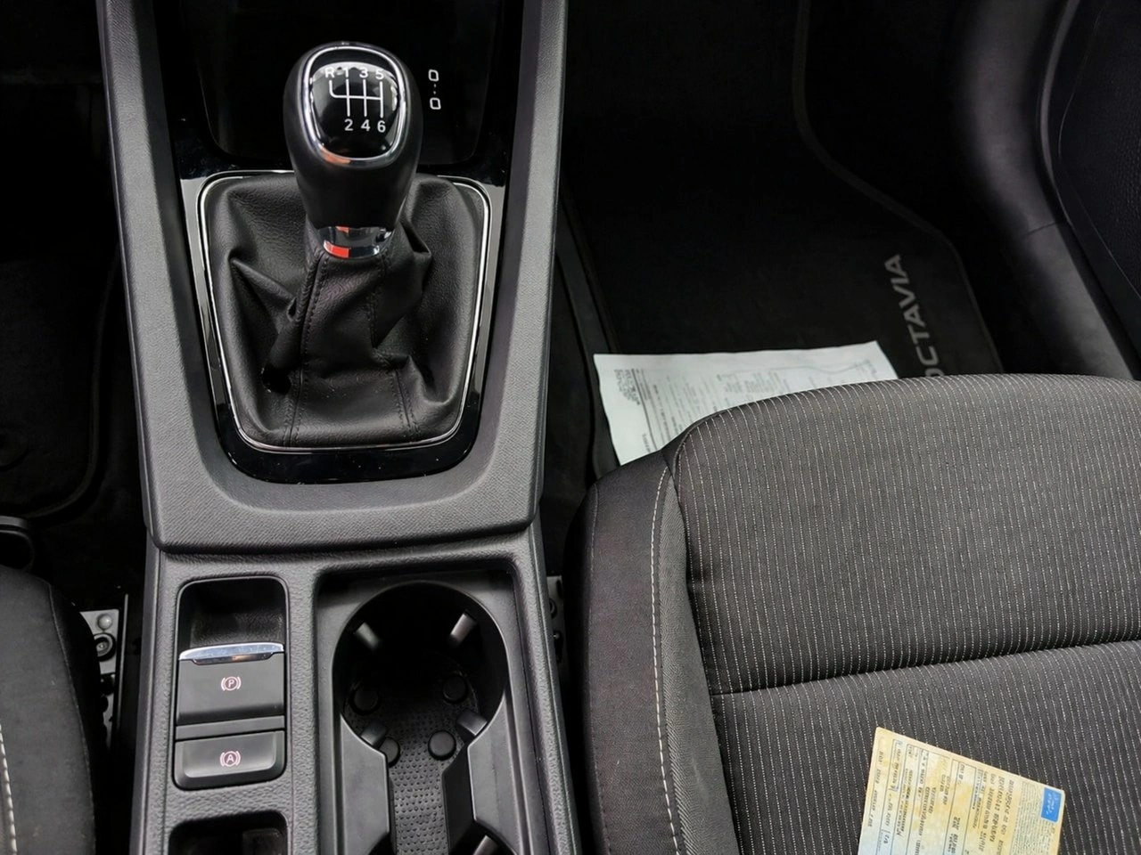 Skoda Octavia - Zdjęcie 10