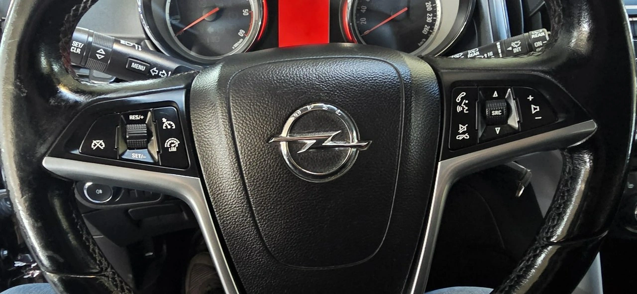 Opel Zafira - Zdjęcie 18