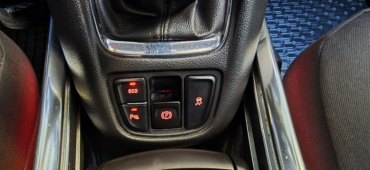 Opel Zafira - Zdjęcie 21