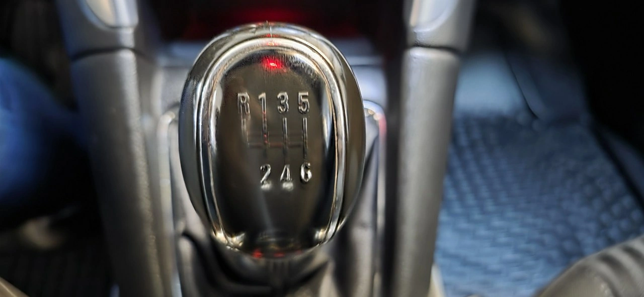 Opel Zafira - Zdjęcie 22