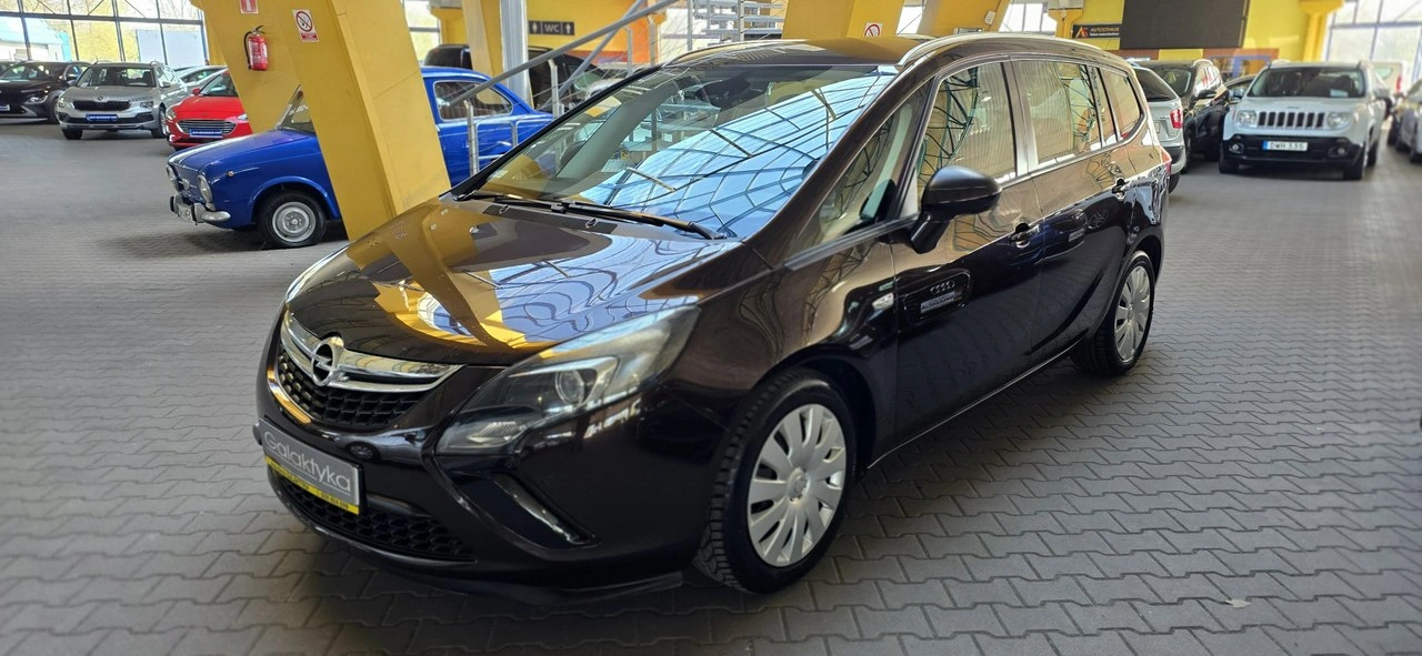 Opel Zafira - Zdjęcie 2