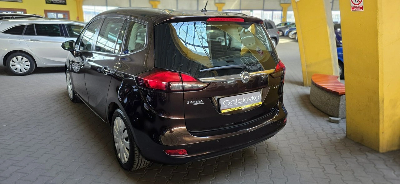 Opel Zafira - Zdjęcie 6