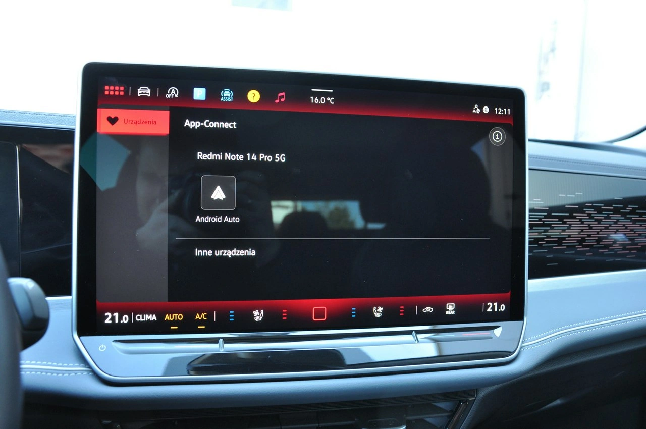 Volkswagen Passat Variant - Zdjęcie 20