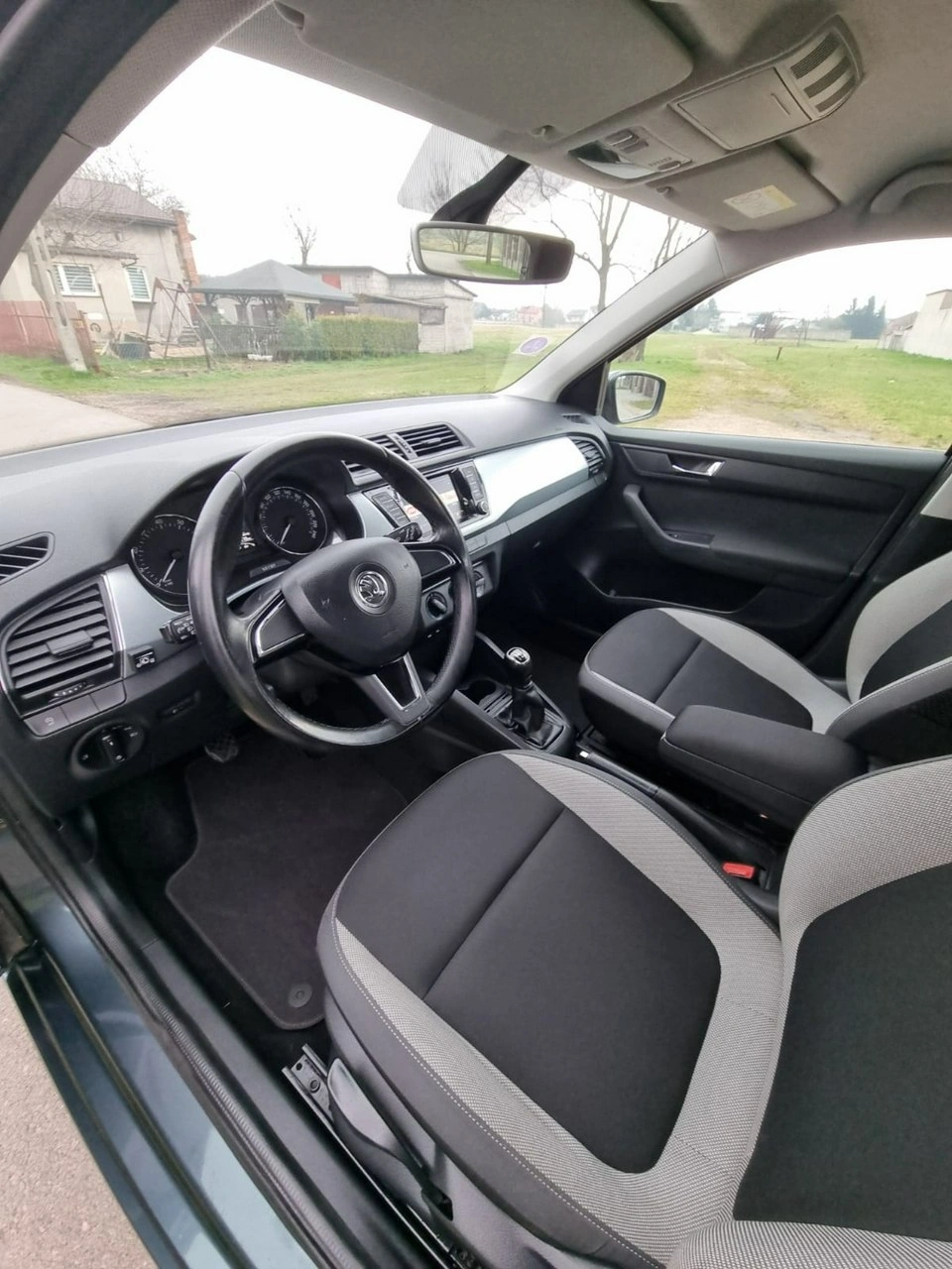 Skoda Fabia - Zdjęcie 8