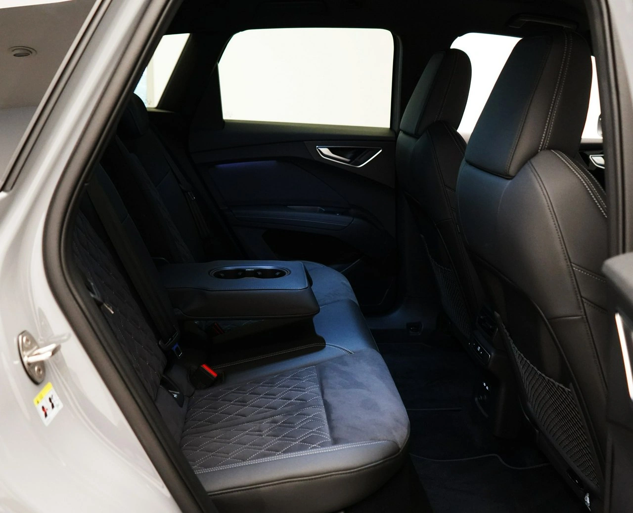 Audi Q4 e-tron - Zdjęcie 21