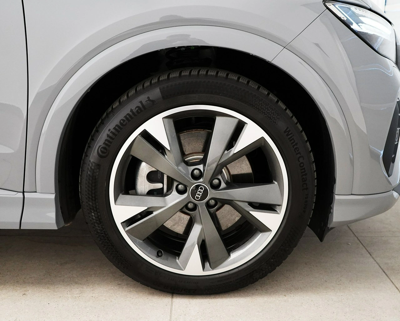 Audi Q4 e-tron - Zdjęcie 8