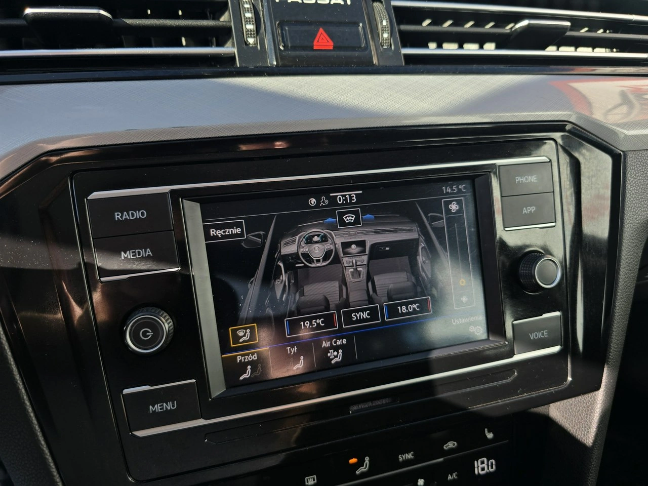 Volkswagen Passat - Zdjęcie 20