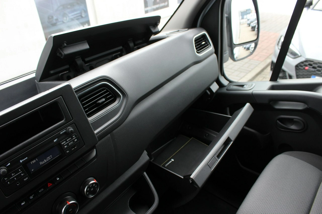 Renault Master - Zdjęcie 27