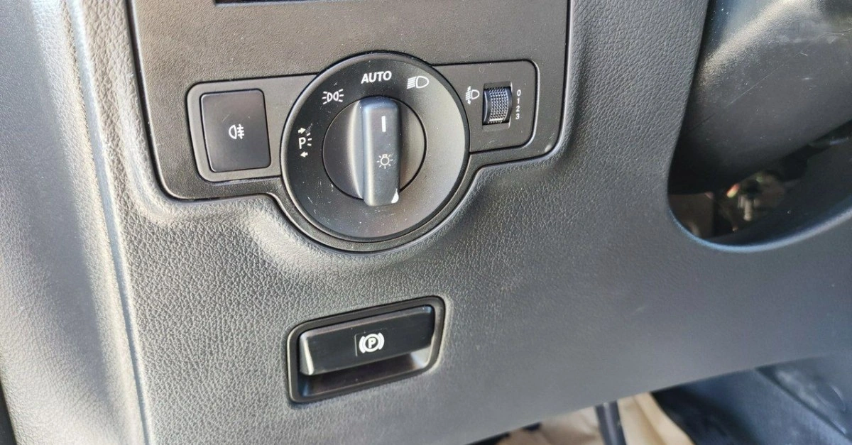 Mercedes-Benz Vito - Zdjęcie 25