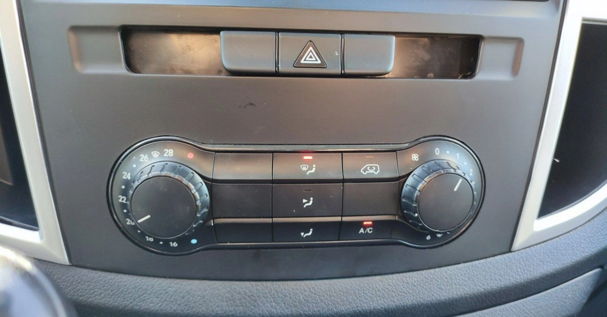 Mercedes-Benz Vito - Zdjęcie 29