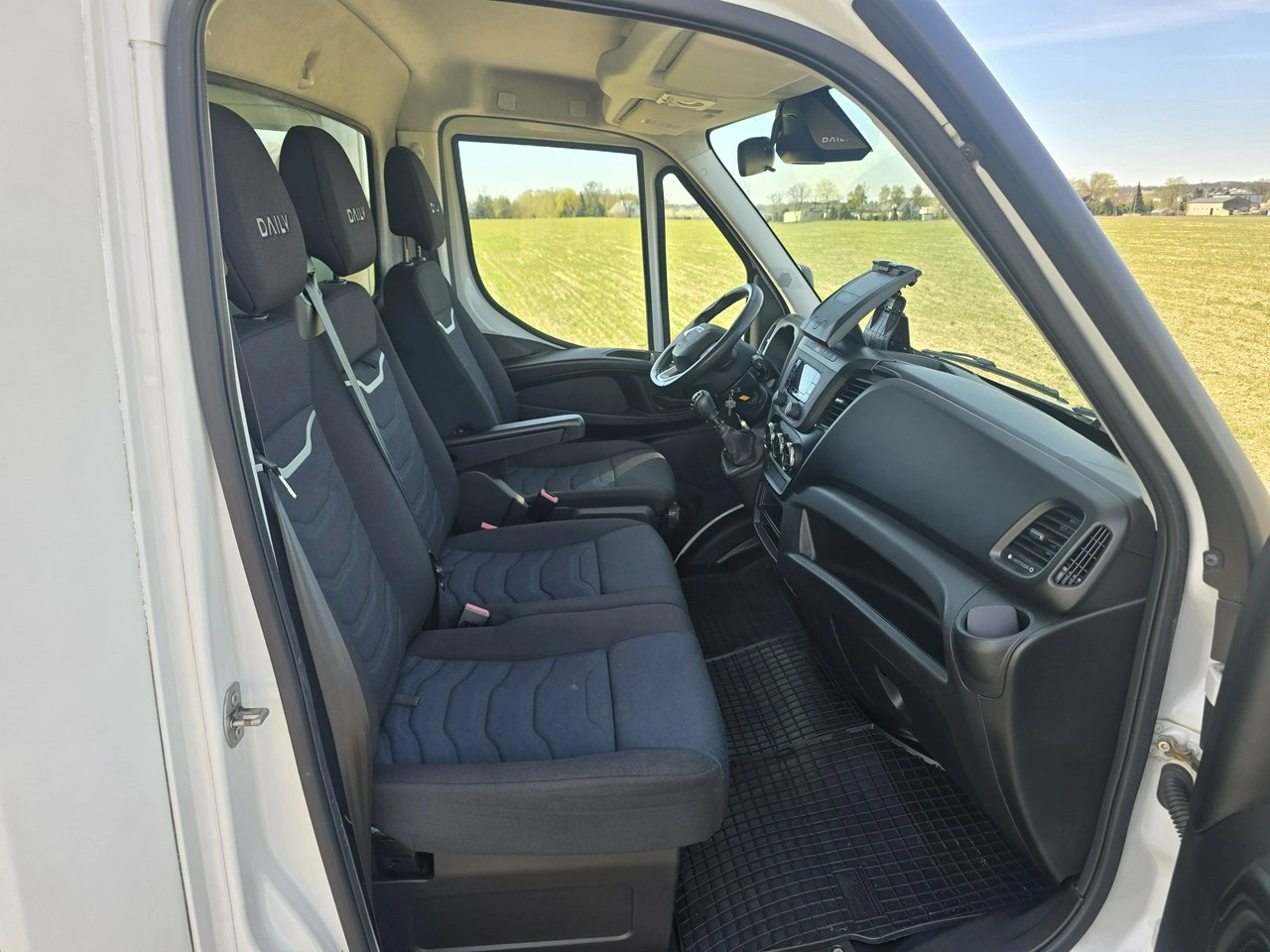 Iveco Daily - Zdjęcie 15