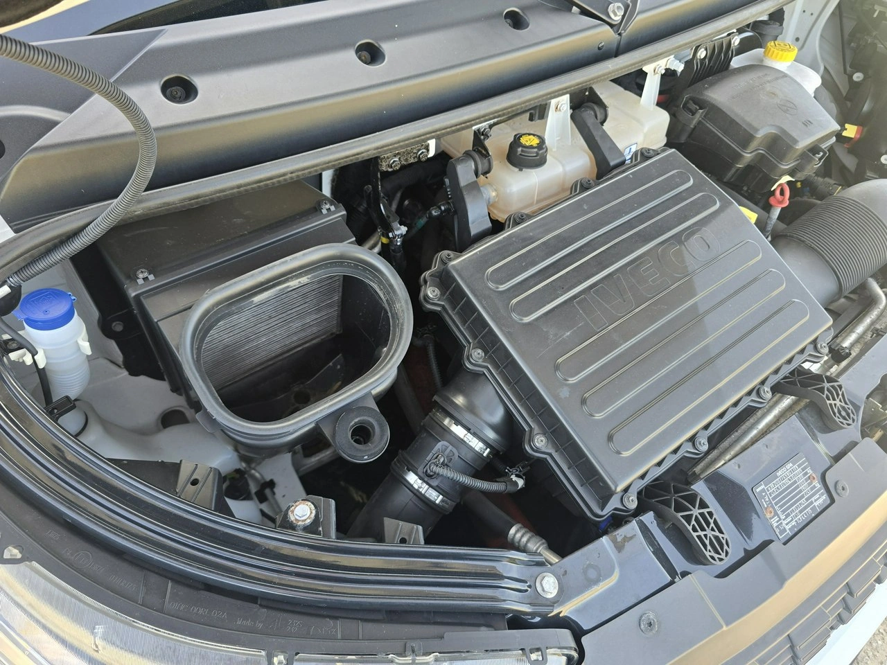 Iveco Daily - Zdjęcie 34