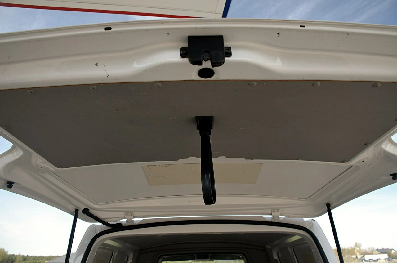 Volkswagen Transporter - Zdjęcie 13
