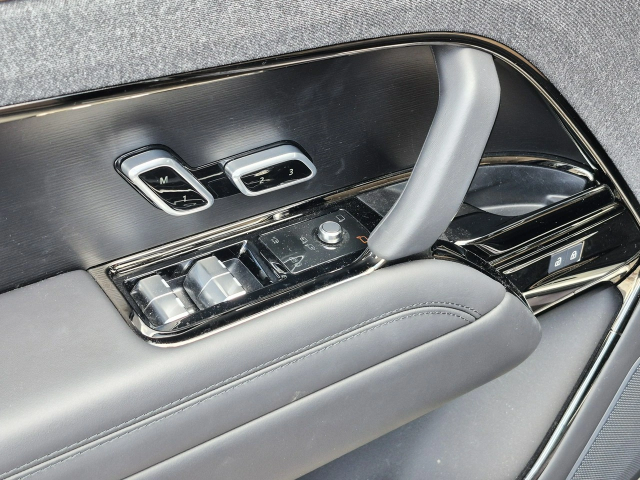 Land Rover Range Rover Sport - Zdjęcie 18