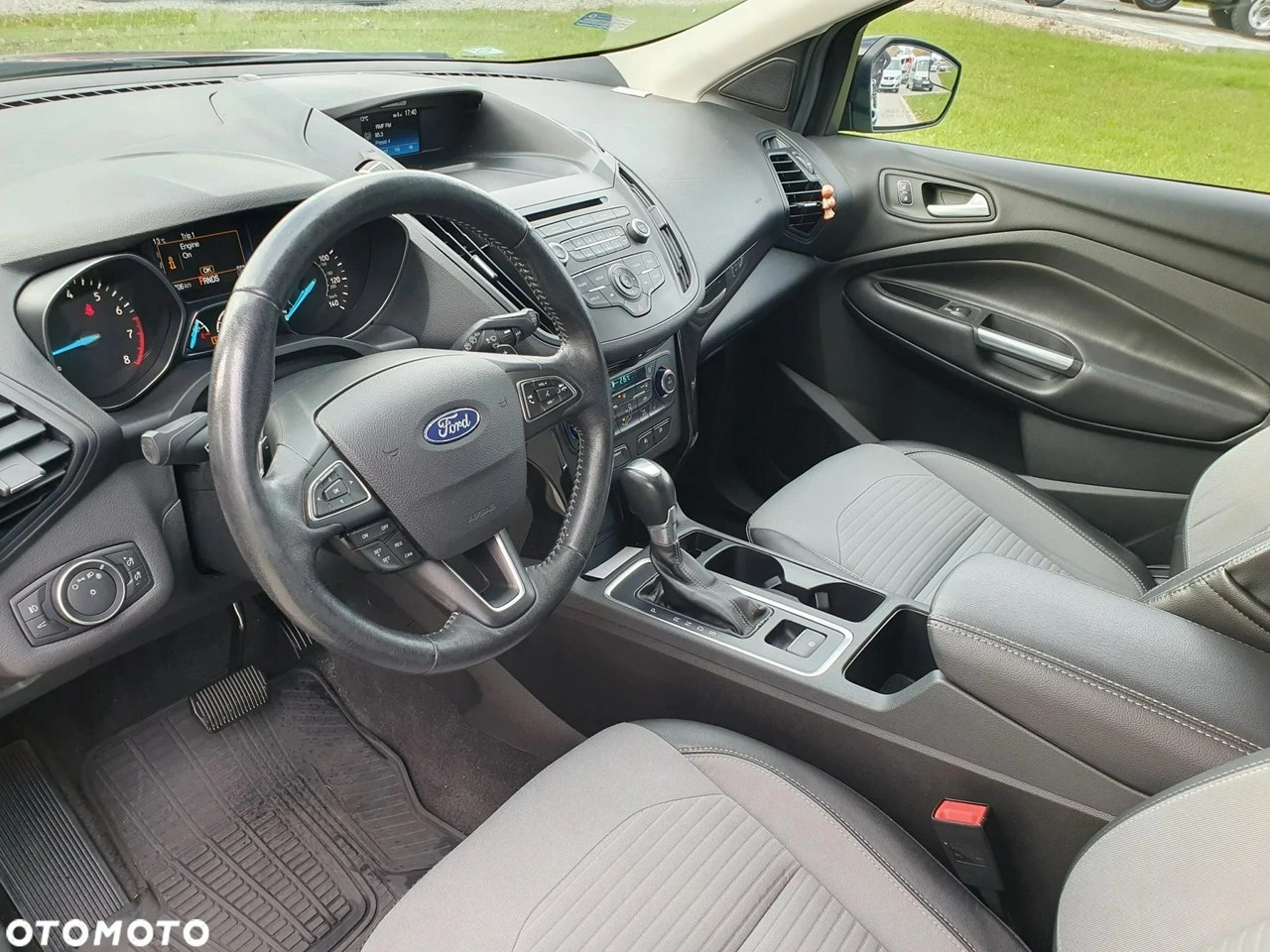 Ford Kuga - Zdjęcie 14