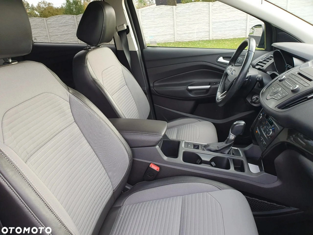 Ford Kuga - Zdjęcie 20