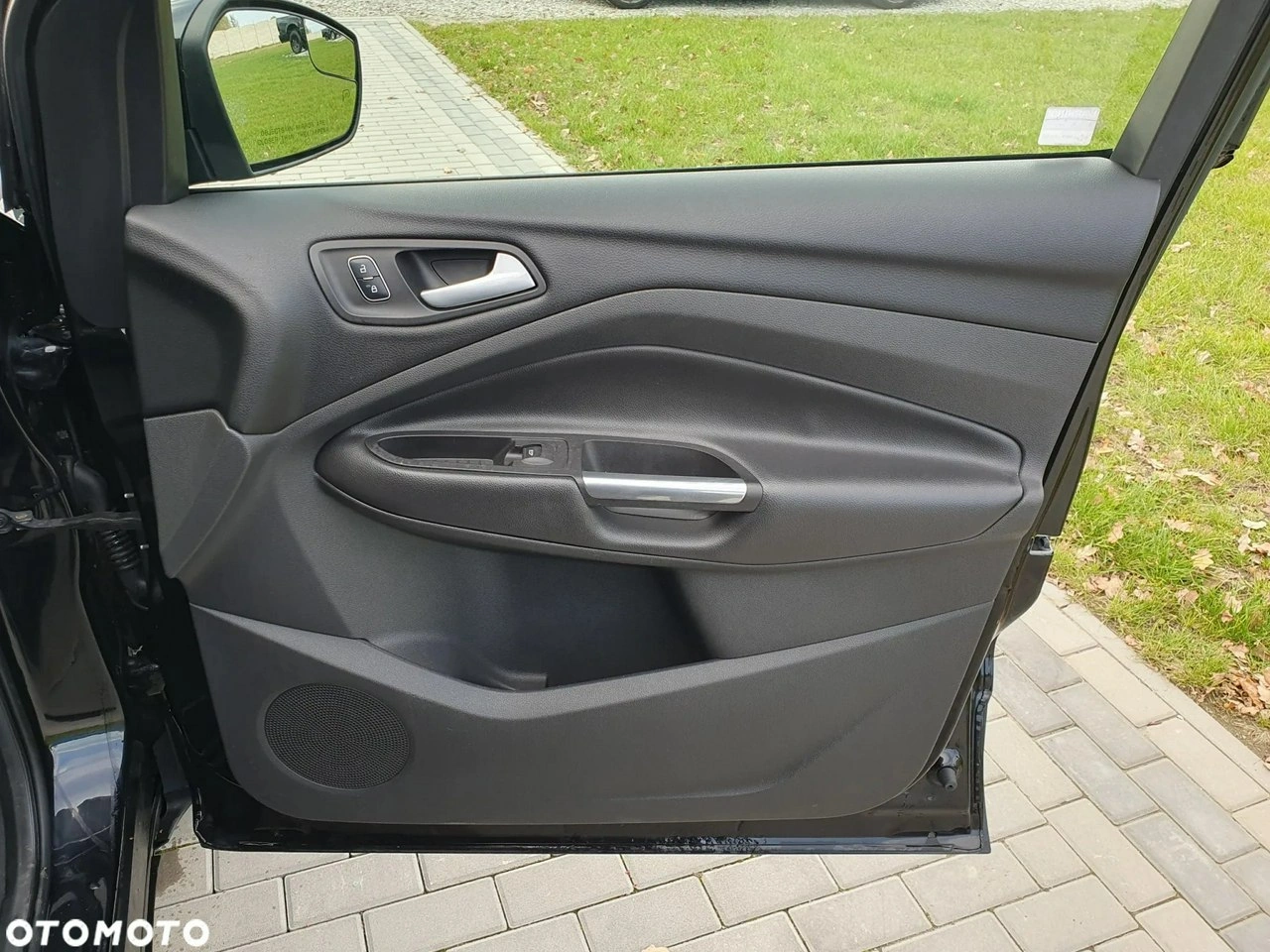 Ford Kuga - Zdjęcie 21