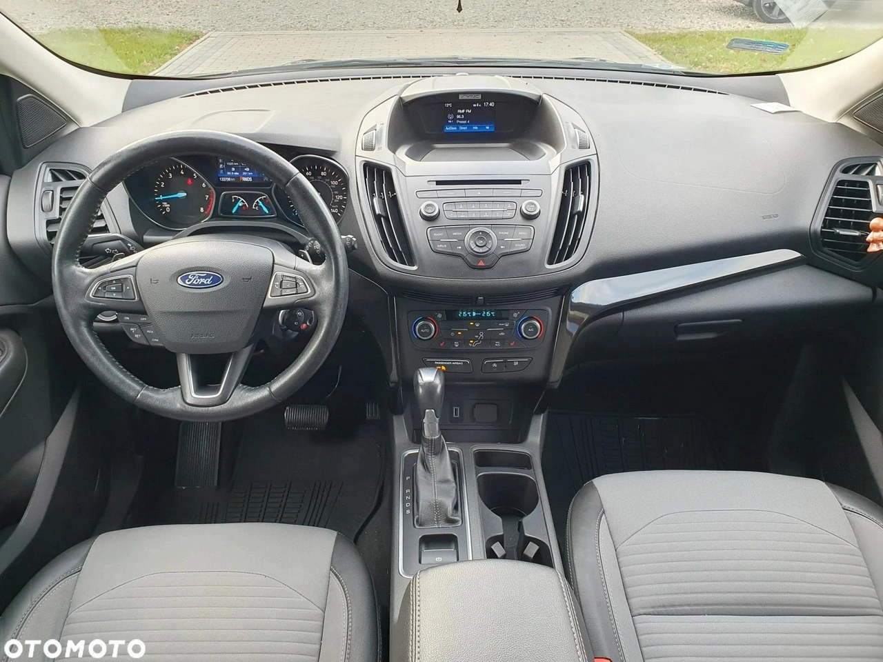 Ford Kuga - Zdjęcie 24