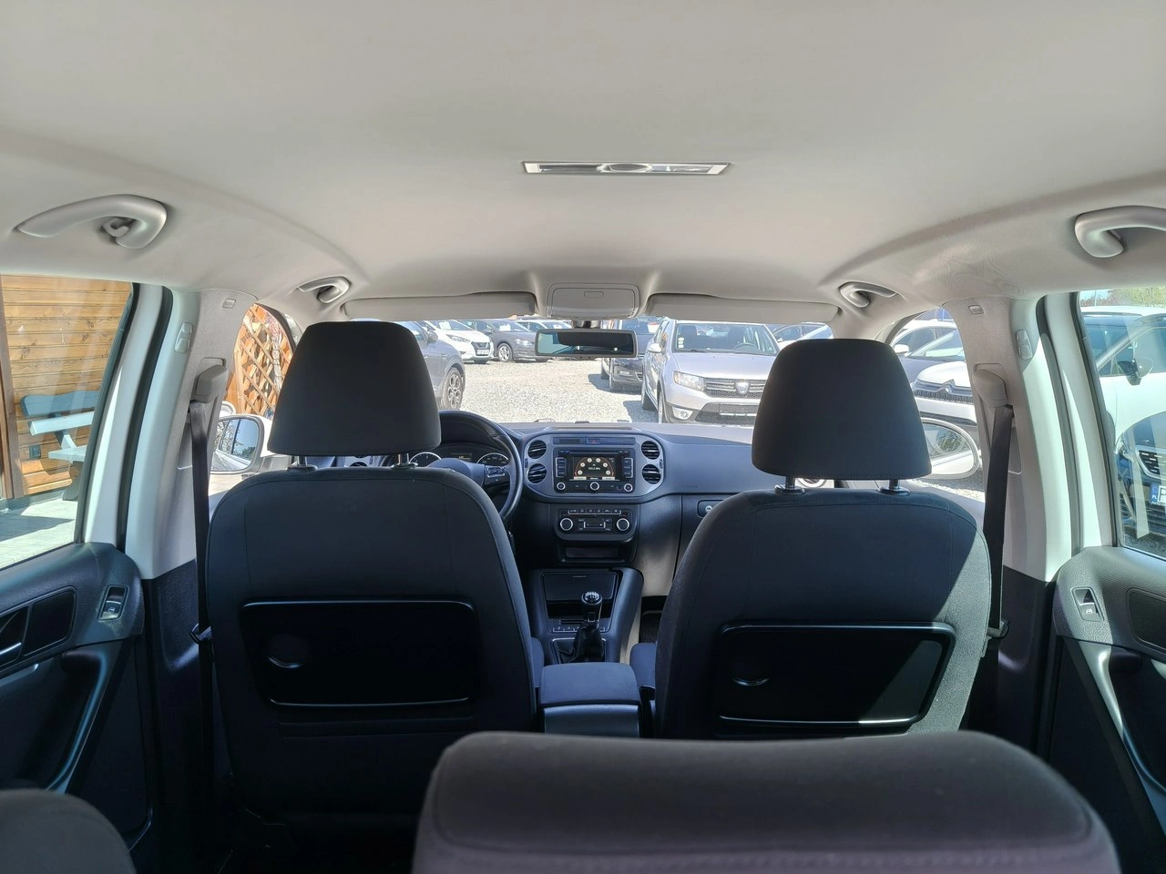 Volkswagen Tiguan - Zdjęcie 15