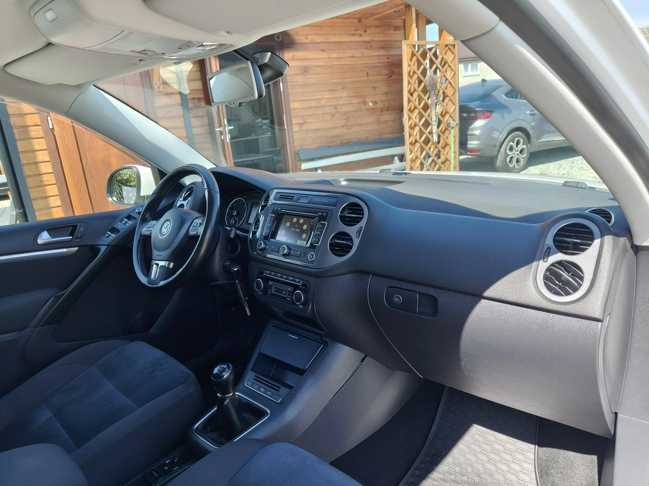 Volkswagen Tiguan - Zdjęcie 19