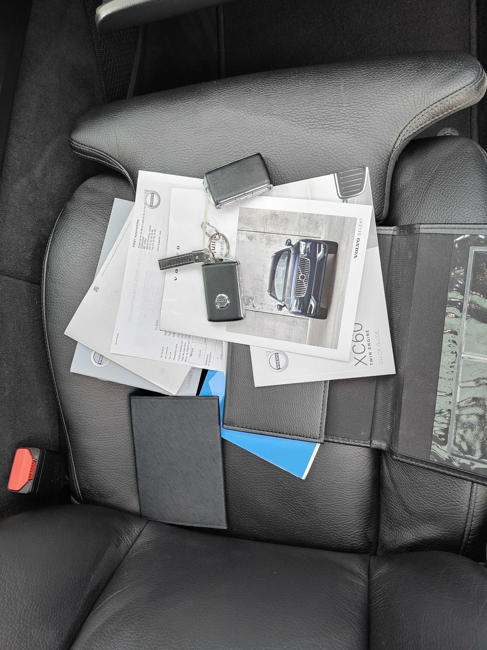 Volvo XC 60 - Zdjęcie 10