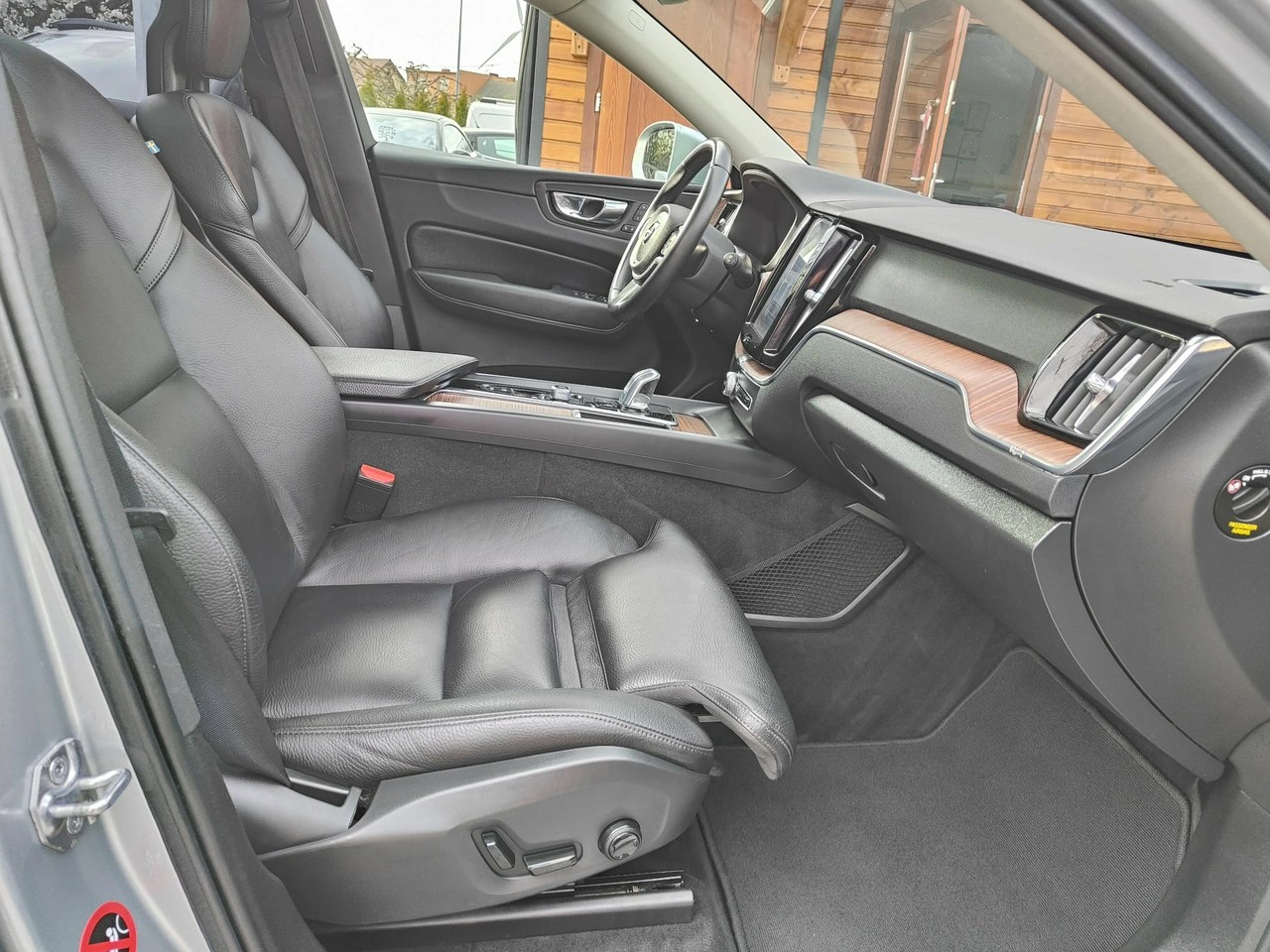 Volvo XC 60 - Zdjęcie 21