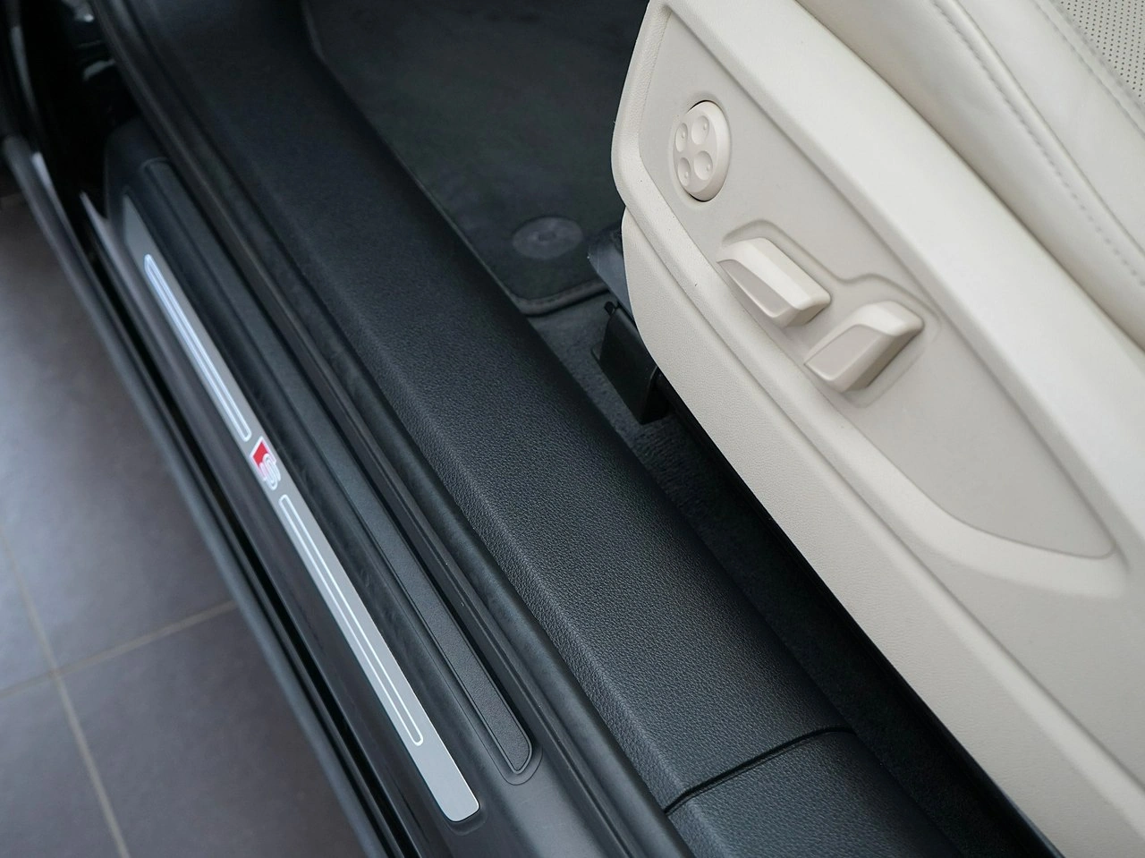 Audi Q5 - Zdjęcie 15