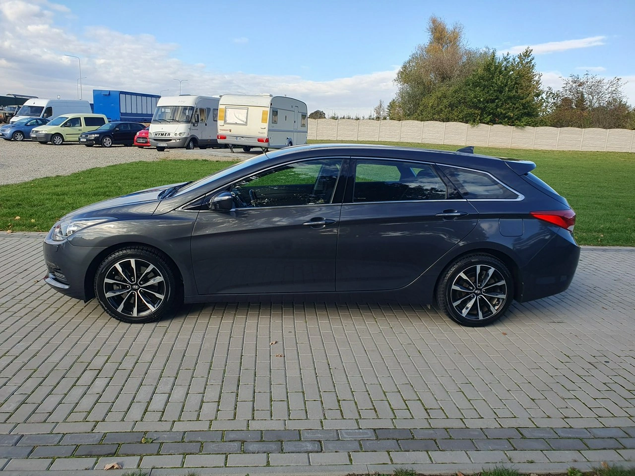 Hyundai i40 - Zdjęcie 2