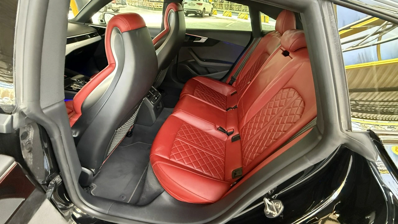 Audi S5 - Zdjęcie 30