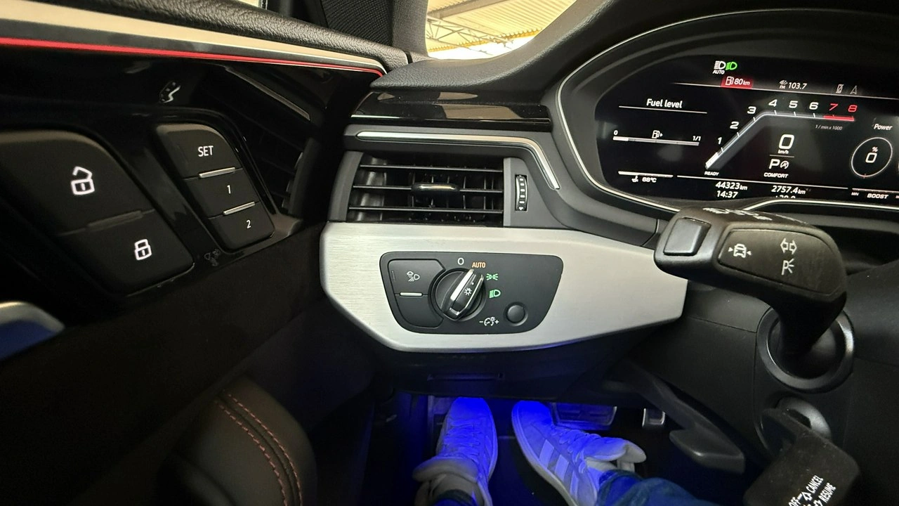 Audi S5 - Zdjęcie 40