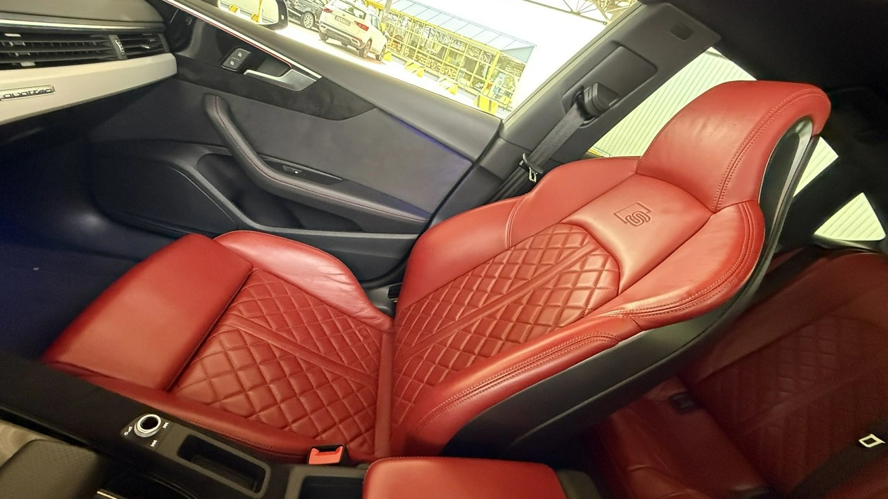 Audi S5 - Zdjęcie 41