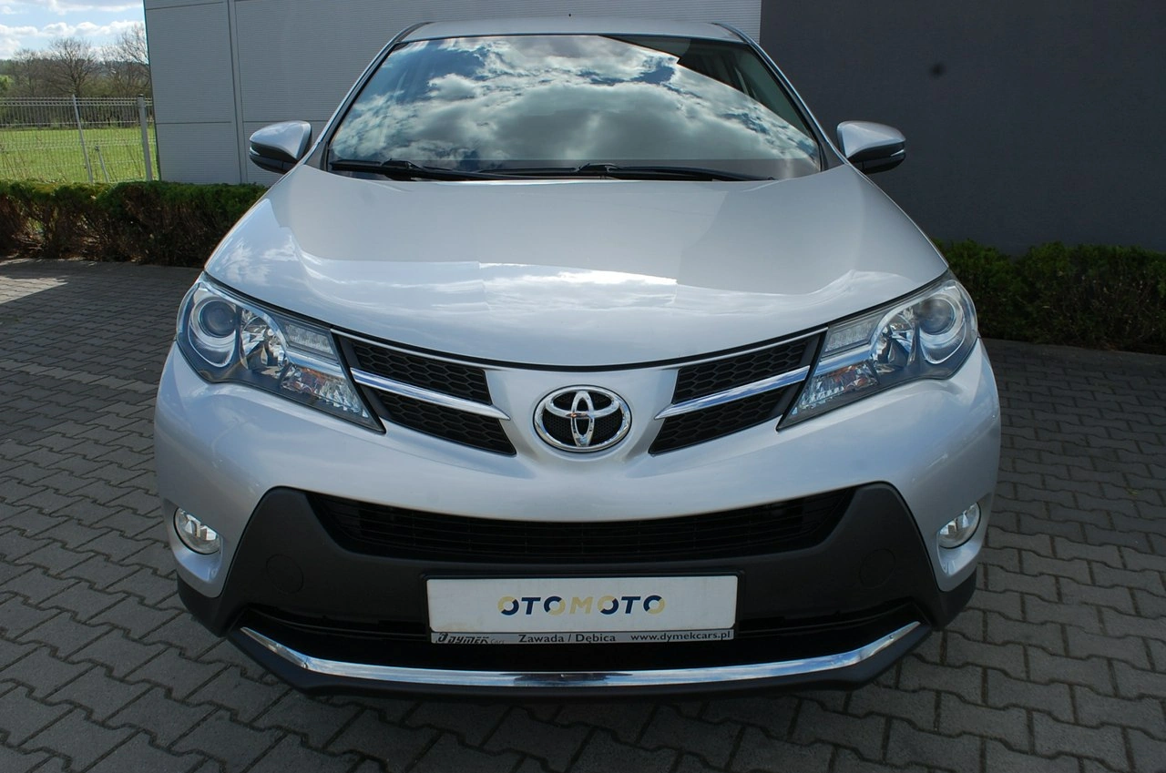 Toyota RAV-4 - Zdjęcie 9