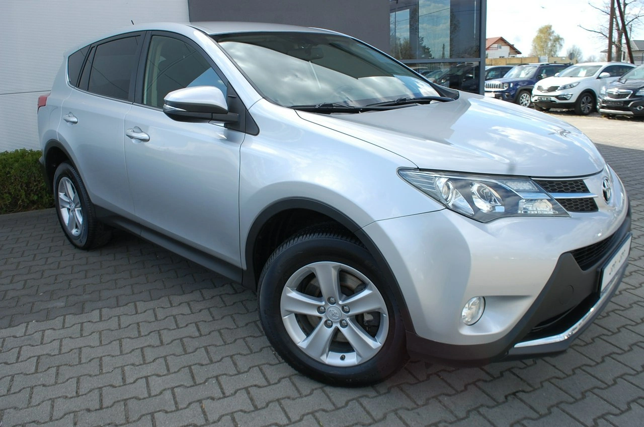 Toyota RAV-4 - Zdjęcie 14