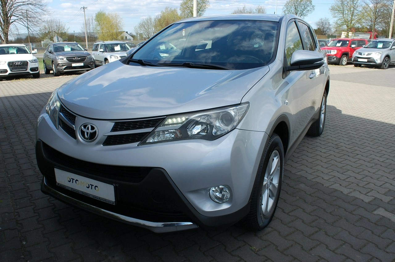Toyota RAV-4 - Zdjęcie 22