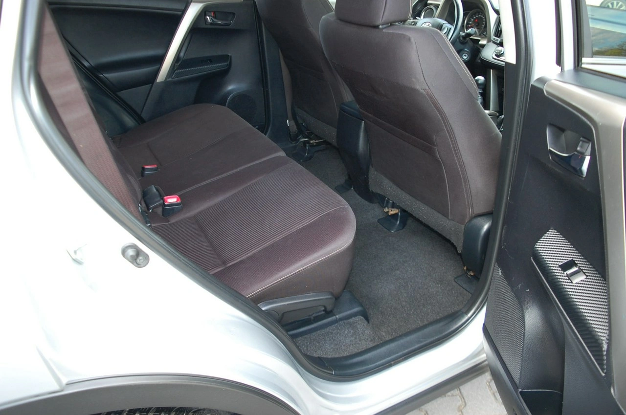 Toyota RAV-4 - Zdjęcie 26