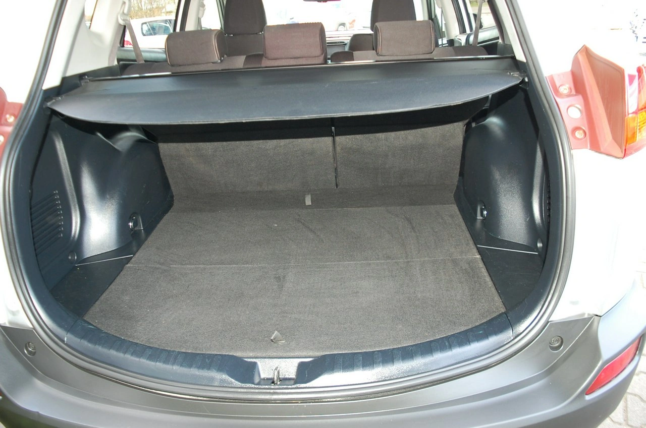 Toyota RAV-4 - Zdjęcie 28