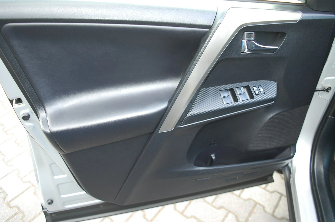 Toyota RAV-4 - Zdjęcie 29
