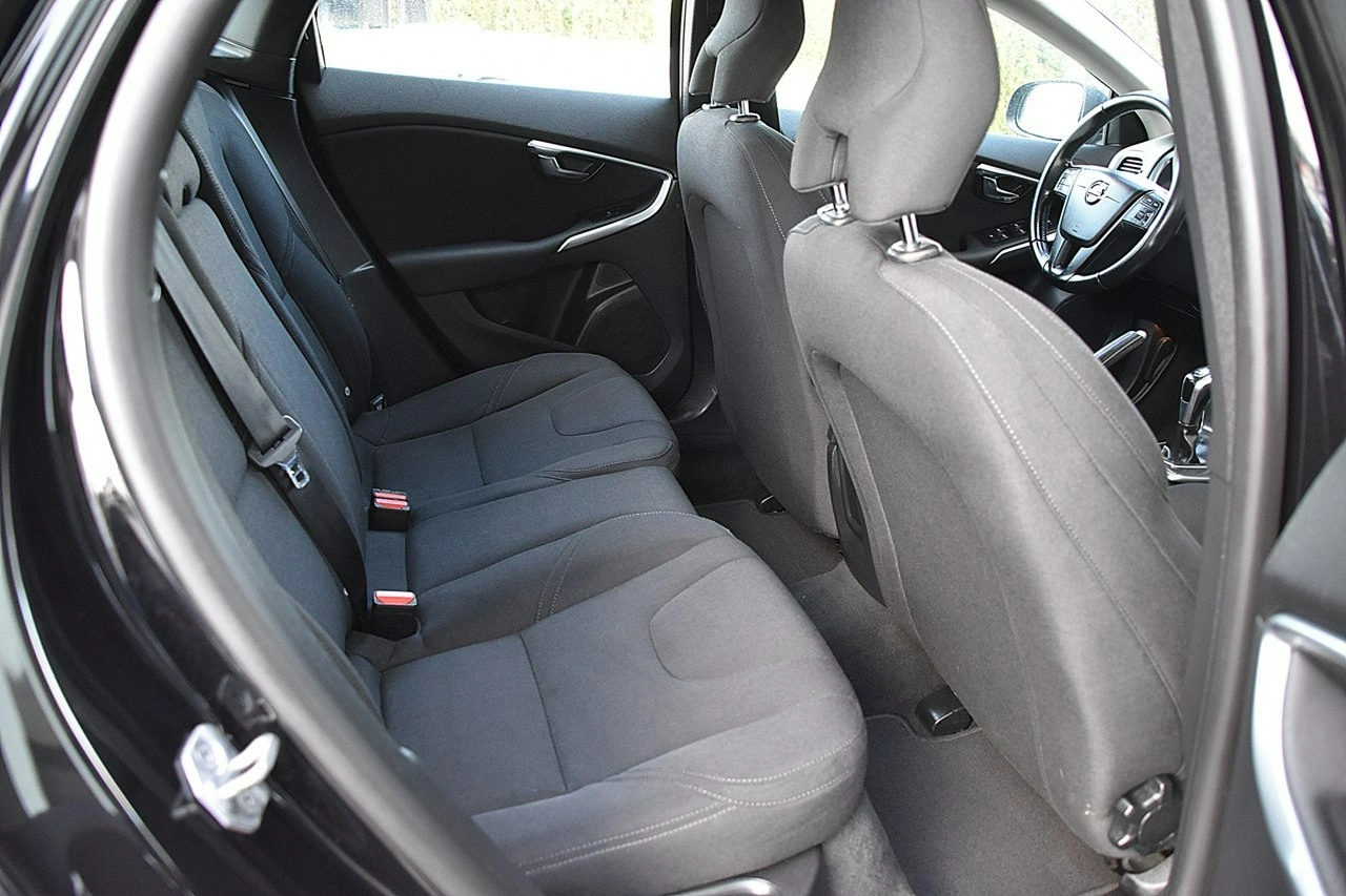 Volvo V40 - Zdjęcie 12