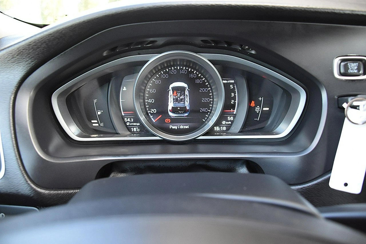 Volvo V40 - Zdjęcie 14