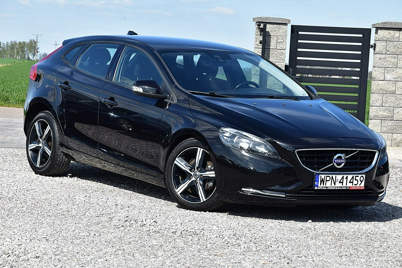 Volvo V40 - Zdjęcie 15