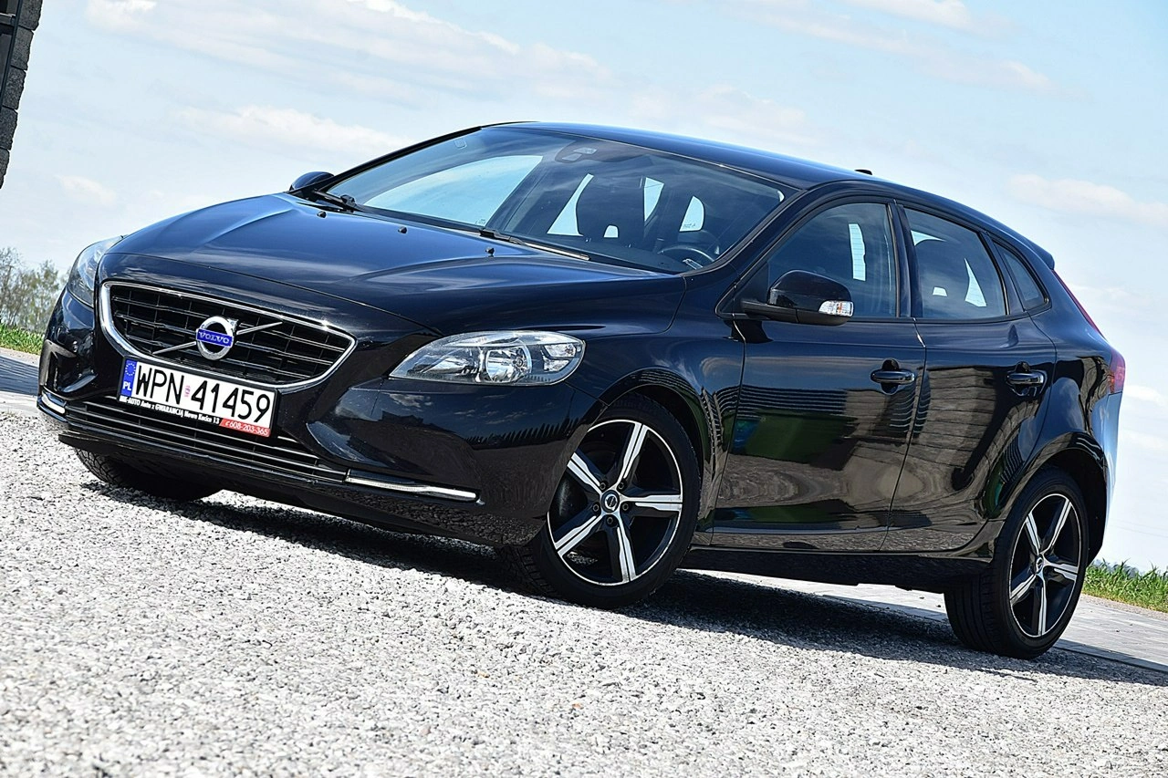 Volvo V40 - Zdjęcie 1
