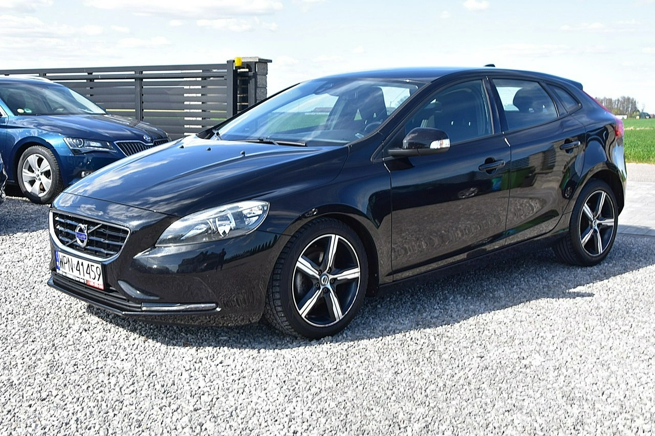 Volvo V40 - Zdjęcie 21