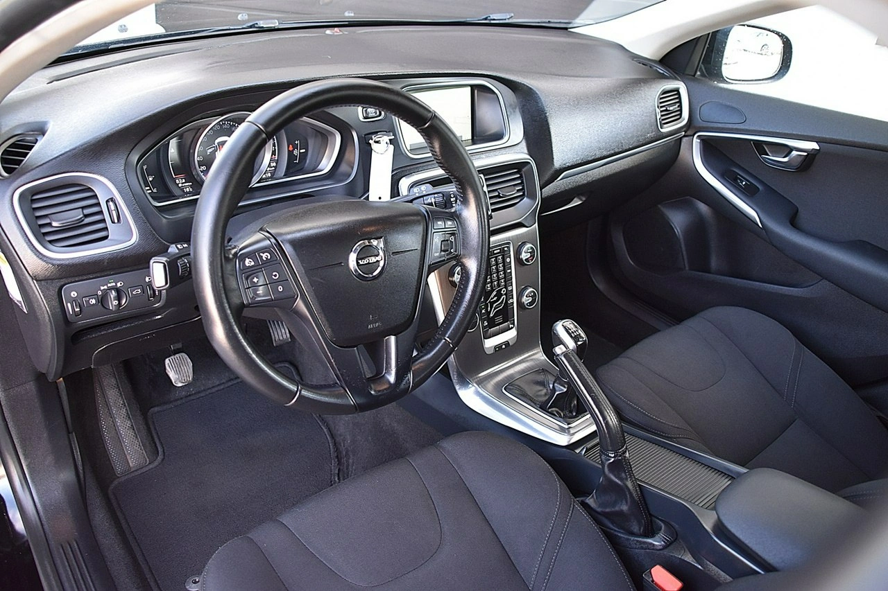 Volvo V40 - Zdjęcie 4