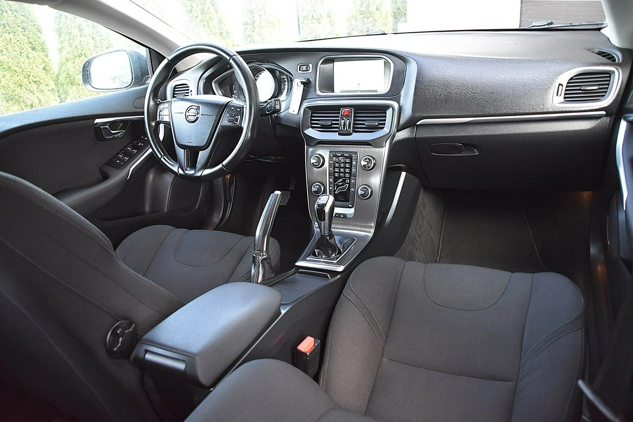Volvo V40 - Zdjęcie 5