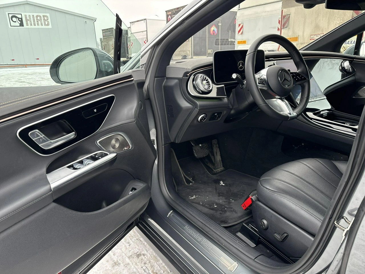 Mercedes EQE - Zdjęcie 9