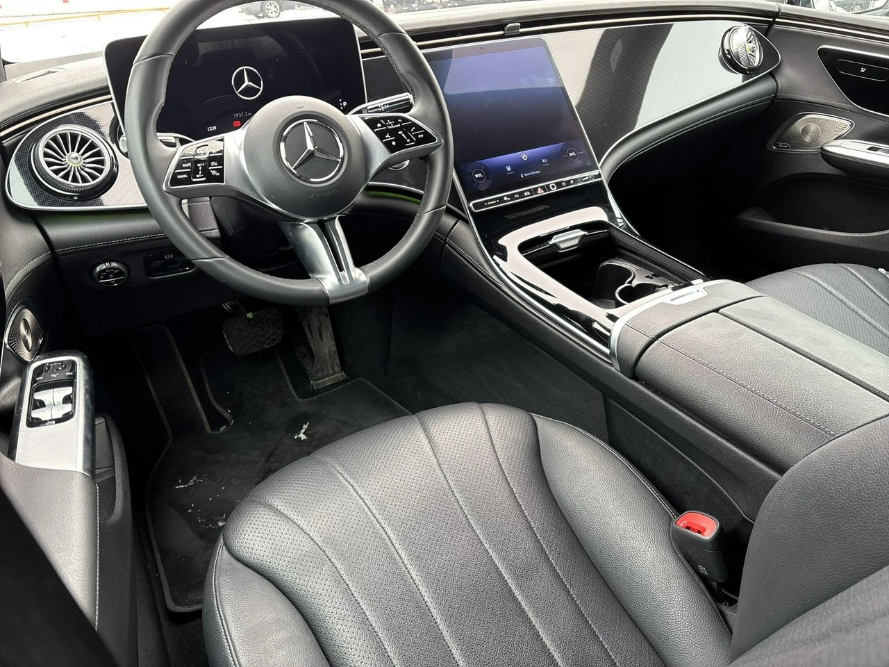 Mercedes EQE - Zdjęcie 12