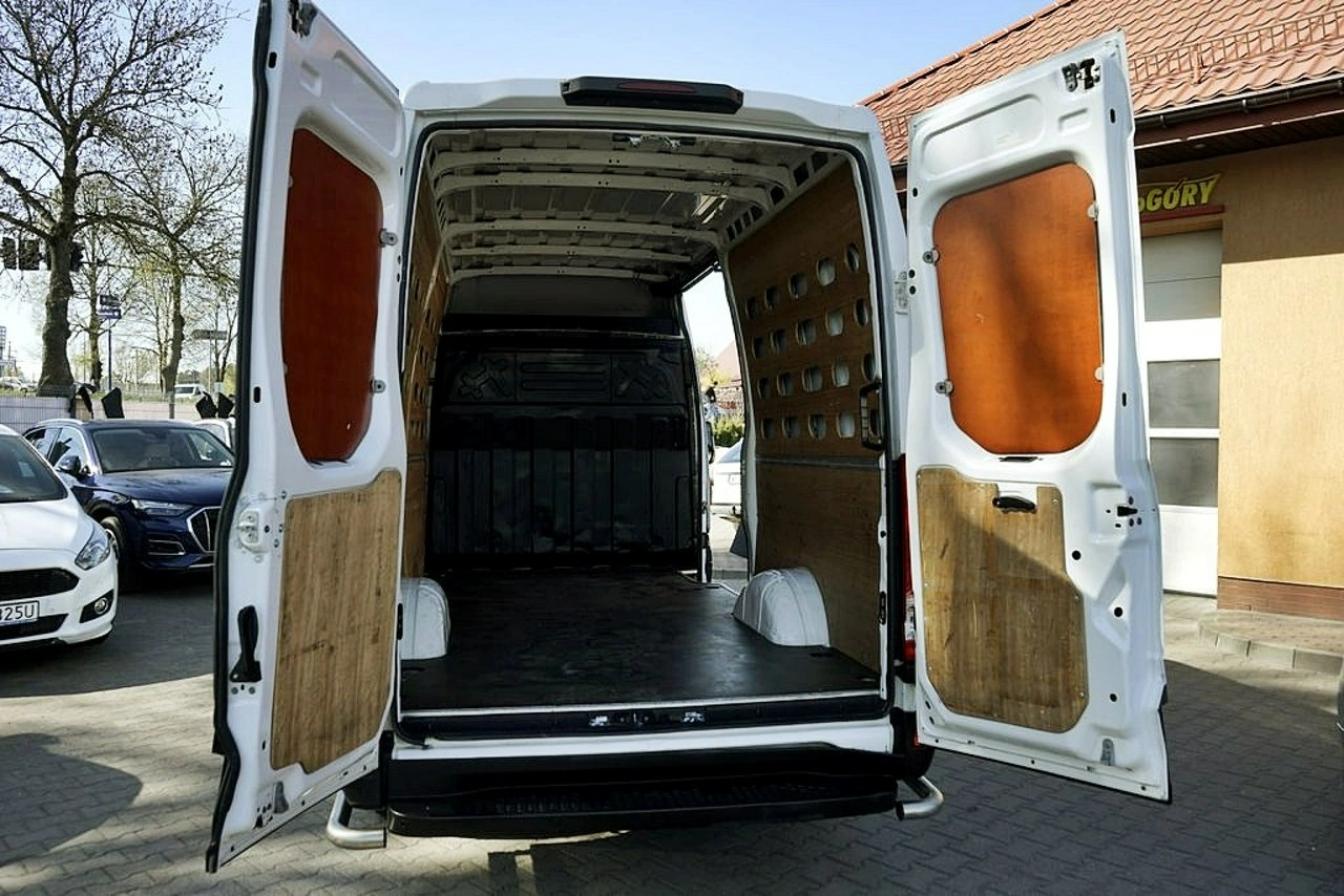 Iveco Daily 35S14 - Zdjęcie 14