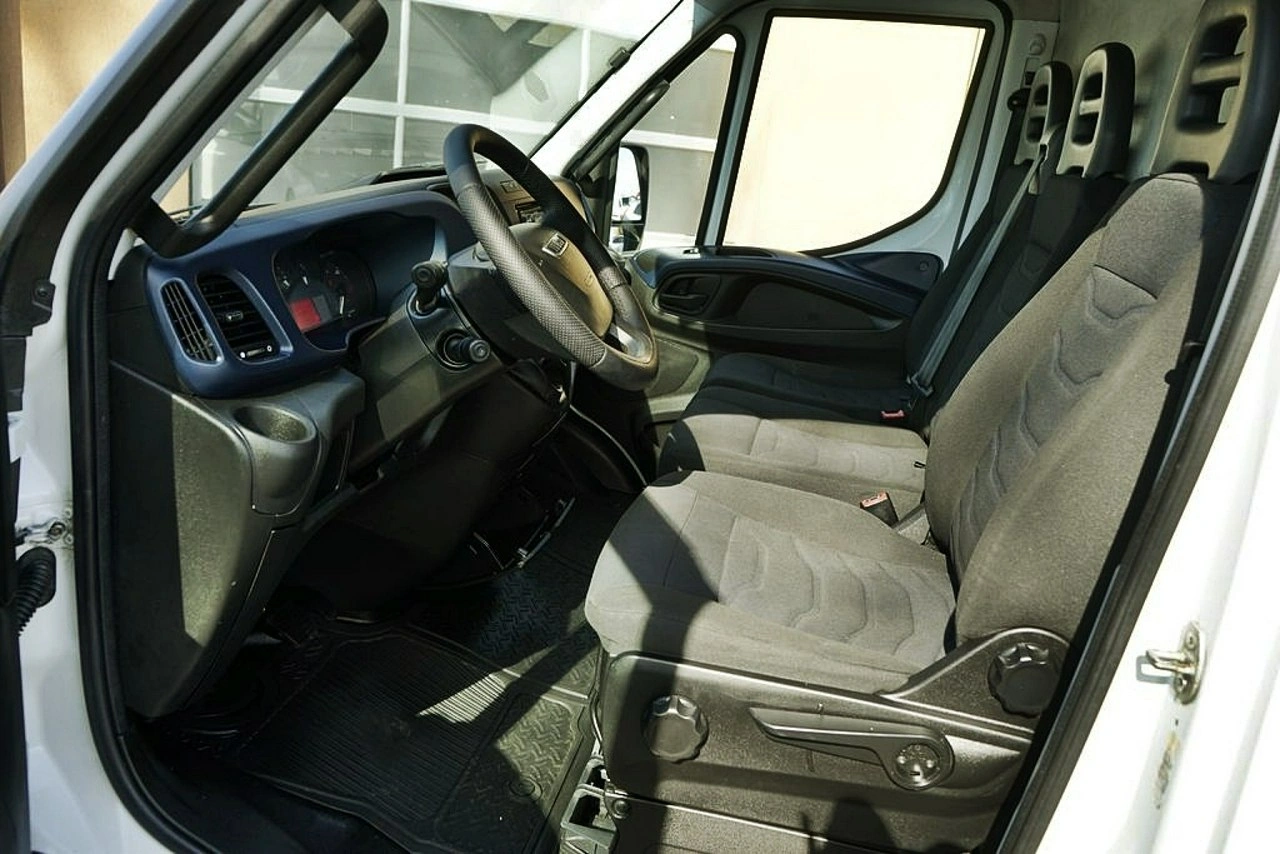 Iveco Daily 35S14 - Zdjęcie 17