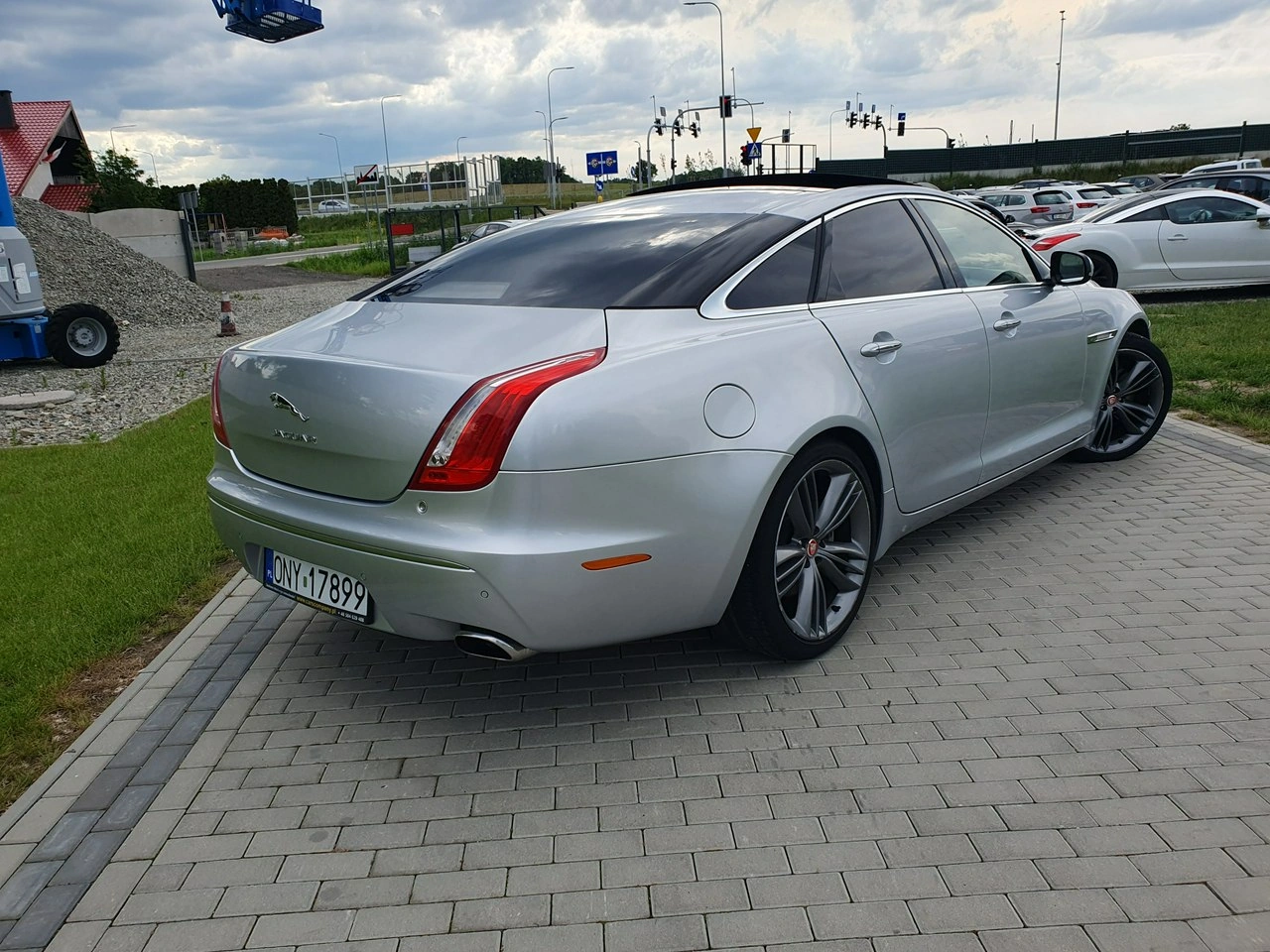 Jaguar XJ - Zdjęcie 35