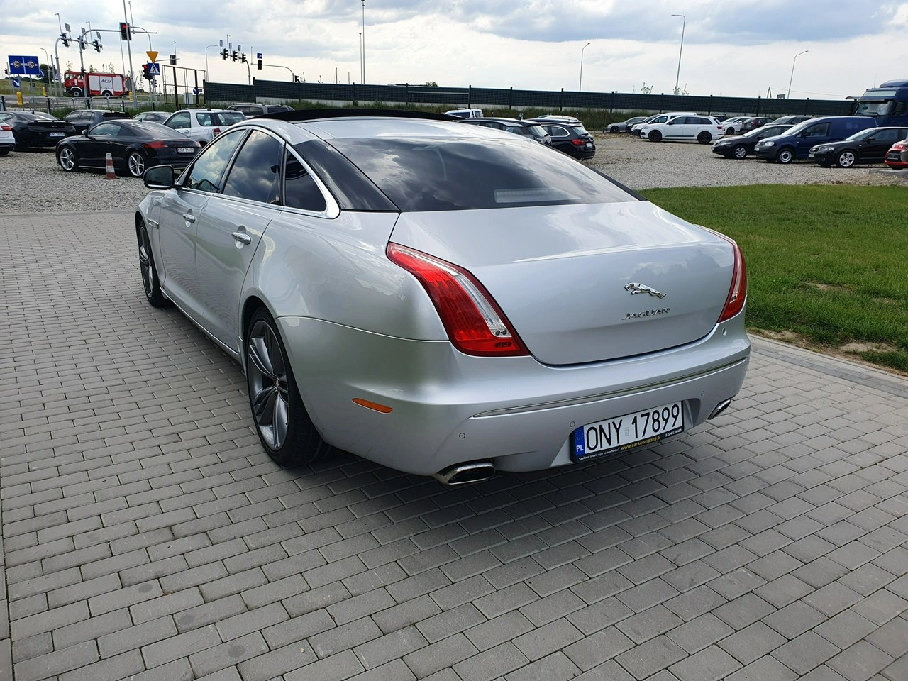 Jaguar XJ - Zdjęcie 3
